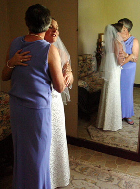 Mother of the Bride - Lisa Zader Wedding Photographerhotography